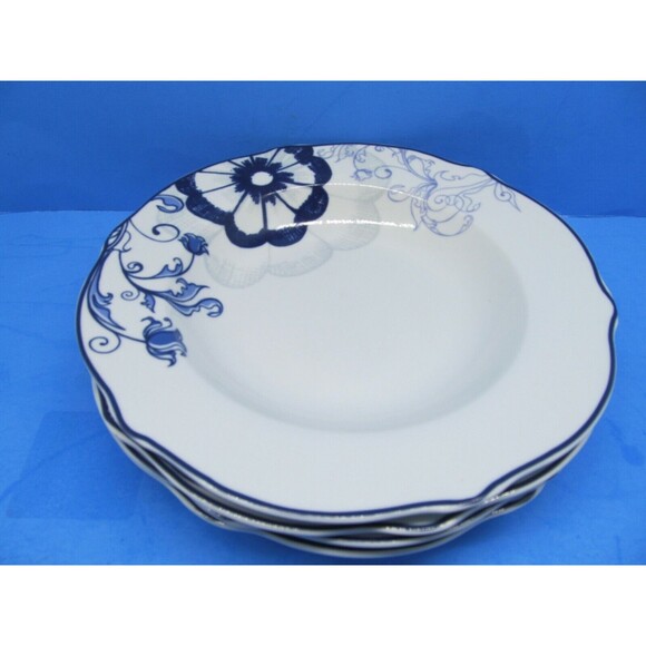 Tabletops Gallery Marion Soup Bowls and Salad Plate Lot of 5 pieces - Picture 7 of 9